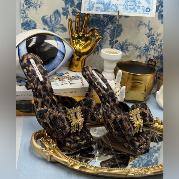 🆕 GIANNI BINI 🧿NWOB PeekaTwo Leopard Print Crystal Keyhole Ornament Sandal Sz8 - Picture 3 of 15